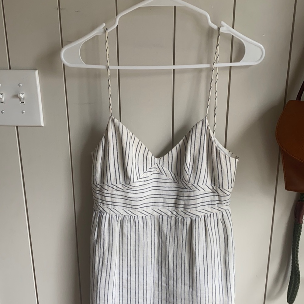 Mid/knee length theory sun dress
